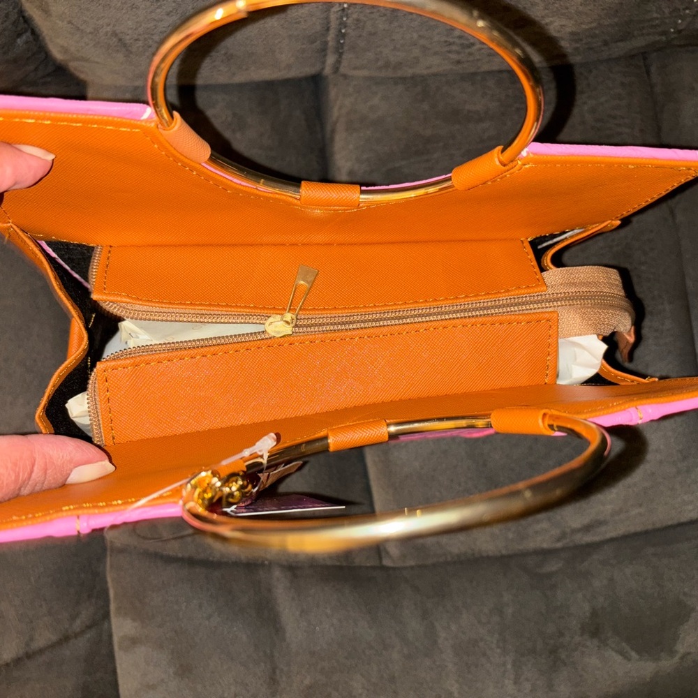 Pink Embossed Handbag - Picture 4 of 5